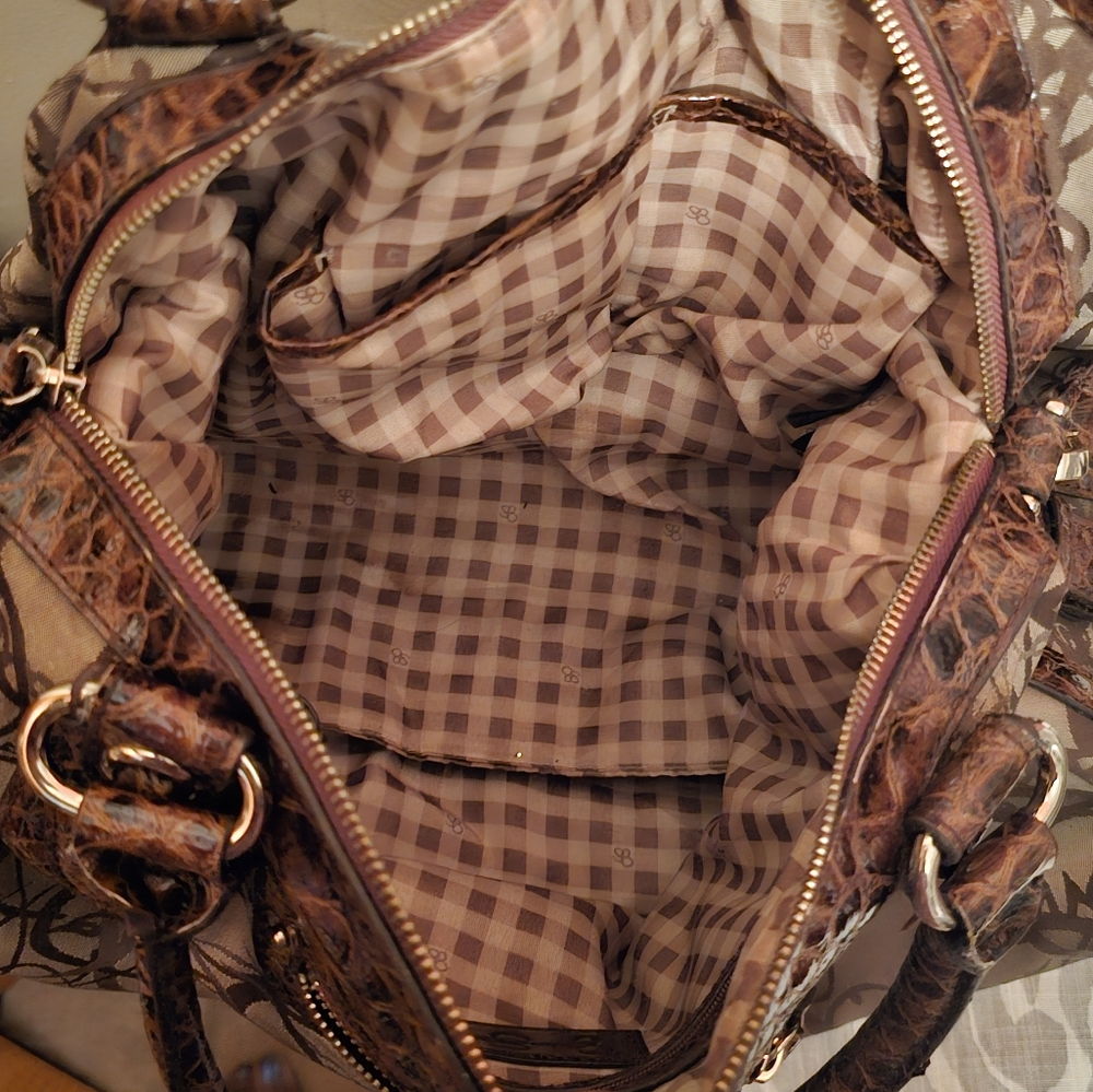 Brown Jessica Simpson Crocodile-Embossed Women's Bag